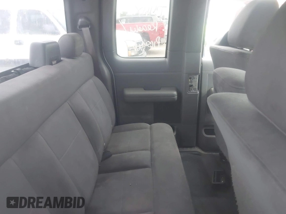 2006 Ford F-150 STX with VIN 1FTRX12W06FA33922, listed as a IAAI auction lot 41927462 with 256,709 mi miles. Bid and sale history available at carsss.com. Image 8.