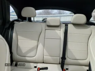 2024 Mercedes-Benz GLC 300 z VIN W1NKM4HBXRF129263, wystawiony jako Copart lot #51747035 z przebiegiem 15 898 mil mil oraz Szkoda całkowita • Salvage title. Historia ofert i sprzedaży dostępna na DreamBid. Obrazek 10.