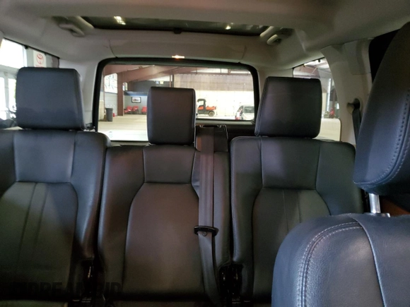 2010 Land Rover LR4 HSE с VIN SALAM2D44AA545754, выставлен на аукционе Copart как лот 76492224 с пробегом 201 793 миль миль и Чистый • Clean title. История ставок и продаж доступна на DreamBid. Изображение 10.