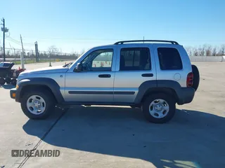 2006 Jeep Liberty Sport with VIN 1J4GL48K36W210904, listed as a IAAI auction lot 41260961 with 133,310 mi miles and . Bid and sale history available at carsss.com. Image 13.