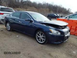 2010 Nissan Maxima 3.5 S with VIN 1N4AA5AP8AC808595, listed as a IAAI auction lot 41279109 with 122,479 mi miles. Bid and sale history available at carsss.com. Image 1.