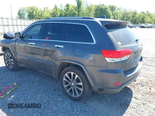 2017 Jeep Grand Cherokee Overland с VIN 1C4RJECG3HC780175, выставлен на аукционе IAAI как лот 42015824 с пробегом 181 582 миль миль и . История ставок и продаж доступна на DreamBid. Изображение 3.
