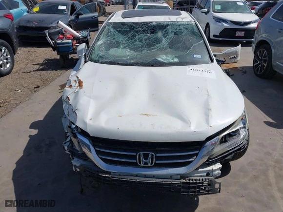 2015 Honda Accord Sedan EX-L with VIN 1HGCR2F83FA247514, listed as a IAAI auction lot 41832526 with 163,921 mi miles. Bid and sale history available at carsss.com. Image 6.
