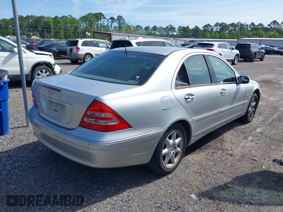 2001 Mercedes-Benz C 230/260/280/320 with VIN WDBRF61J21F090703, listed as a IAAI auction lot 39143746 with 123,812 mi miles and . Bid and sale history available at DreamBid. Image 4.