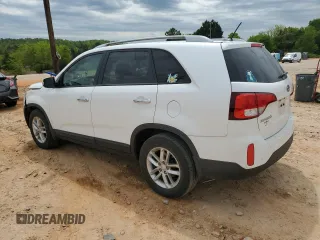 2015 Kia Sorento LX z VIN 5XYKT4A66FG643952, wystawiony jako Copart lot #53346815 z przebiegiem 160 423 mil mil oraz Szkoda całkowita • Salvage title. Historia ofert i sprzedaży dostępna na DreamBid. Obrazek 2.