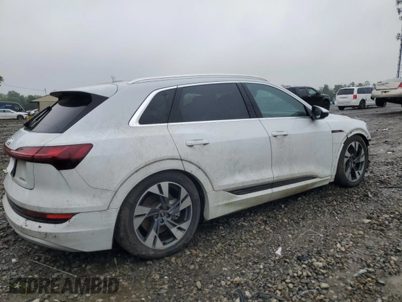 2021 Audi e-tron Premium z VIN WA1AAAGE2MB037094, wystawiony jako Copart lot #58707925 z przebiegiem Nie podano mil oraz Szkody całkowita. Historia ofert i sprzedaży dostępna na DreamBid. Obrazek 3.