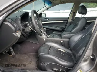 2008 Infiniti G35 Journey z VIN JNKBV61E88M223655, wystawiony jako Copart lot #56632495 z przebiegiem 306 705 mil mil oraz Szkoda całkowita • Salvage title. Historia ofert i sprzedaży dostępna na DreamBid. Obrazek 7.