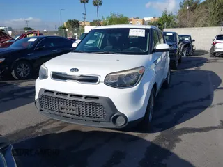 2014 Kia Soul with VIN KNDJN2A22E7086847, listed as a IAAI auction lot 41713412 with 112,294 mi miles. Bid and sale history available at carsss.com. Image 17.
