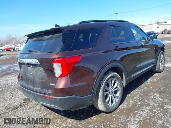 2020 Ford Explorer XLT with VIN 1FMSK8DHXLGA66970, listed as a IAAI auction lot 41941824 with 81,187 mi miles. Bid and sale history available at carsss.com. Image 4.