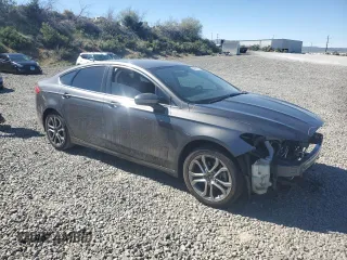 2017 Ford Fusion SE with VIN 3FA6P0H94HR142409, listed as a Copart auction lot 58325775 with 64,462 mi miles and Salvage title. Bid and sale history available at DreamBid. Image 4.