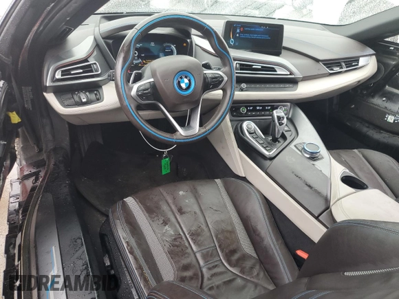 2017 BMW i8 z VIN WBY2Z2C39HV676797, wystawiony jako Copart lot #87025394 z przebiegiem 51 543 mil mil oraz Szkoda całkowita • Salvage title. Historia ofert i sprzedaży dostępna na DreamBid. Obrazek 8.
