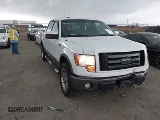 2009 Ford F-150 XL with VIN 1FTPW14V79FA31944, listed as a IAAI auction lot 41930584 with 304,606 mi miles. Bid and sale history available at carsss.com. Image 1.