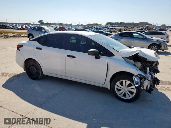 2023 Nissan Versa S z VIN 3N1CN8DV3PL837389, wystawiony jako Copart lot #52344195 z przebiegiem 26 249 mil mil oraz Szkoda całkowita • Salvage title. Historia ofert i sprzedaży dostępna na DreamBid. Obrazek 4.