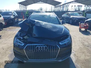 2019 Audi A4 allroad Premium Plus with VIN WA18NAF42KA009729, listed as a IAAI auction lot 41698959 with 60,893 mi miles. Bid and sale history available at carsss.com. Image 12.