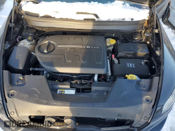 2016 Jeep Cherokee Latitude with VIN 1C4PJLCS9GW264514, listed as a Copart auction lot 45118795 with 117,785 mi miles and Salvage Title. Bid and sale history available at carsss.com. Image 11.