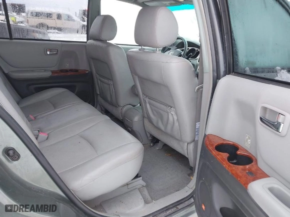 2007 Toyota Highlander w/3rd Row with VIN JTEEP21AX70212026, listed as a IAAI auction lot 41246120 with 196,319 mi miles. Bid and sale history available at carsss.com. Image 8.