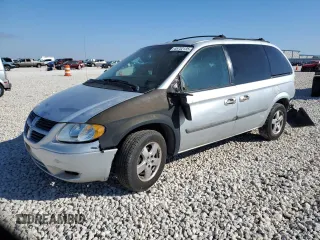 2005 Dodge Caravan SXT with VIN 1D4GP45R15B234364, listed as a Copart auction lot 45732135 with 195,480 mi miles and Salvage Title. Bid and sale history available at carsss.com. Image 1.