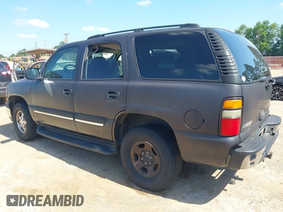 2004 Chevrolet Tahoe LS z VIN 1GNEC13V74R295259, wystawiony jako IAAI lot #42339839 z przebiegiem 264 778 mil mil oraz . Historia ofert i sprzedaży dostępna na DreamBid. Obrazek 3.
