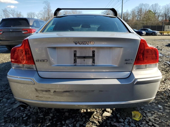 2008 Volvo S60 2.5T with VIN YV1RH592482689732, listed as a Copart auction lot 86346284 with 122,938 mi miles and Salvage Title. Bid and sale history available at carsss.com. Image 6.
