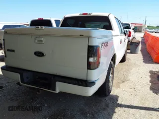 2008 Ford F-150 XLT z VIN 1FTPW12V78KE06868, wystawiony jako IAAI lot #42044311 z przebiegiem Nie podano mil oraz . Historia ofert i sprzedaży dostępna na DreamBid. Obrazek 4.