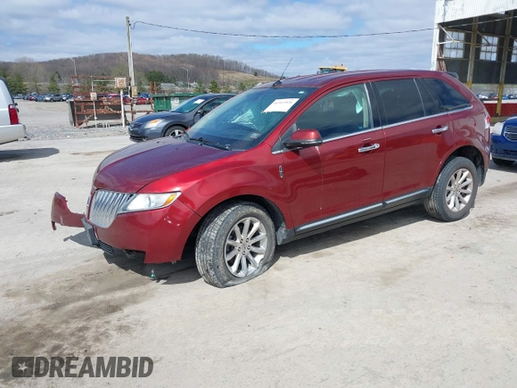 2015 Lincoln MKX with VIN 2LMDJ8JK3FBL24337, listed as a IAAI auction lot 41913926 with 142,619 mi miles. Bid and sale history available at carsss.com. Image 2.
