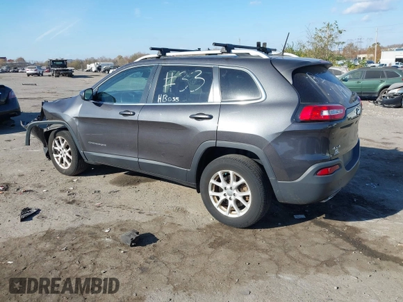 2016 Jeep Cherokee Latitude z VIN 1C4PJMCS1GW242738, wystawiony jako IAAI lot #40765174 z przebiegiem 33 196 mil mil oraz . Historia ofert i sprzedaży dostępna na DreamBid. Obrazek 3.