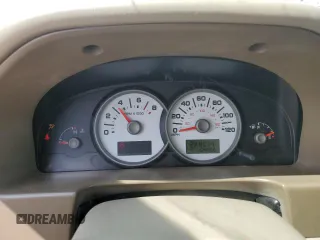 2005 Ford Escape XLT z VIN 1FMYU93145DA04306, wystawiony jako Copart lot #56209425 z przebiegiem 124 956 mil mil oraz Szkoda całkowita • Salvage title. Historia ofert i sprzedaży dostępna na DreamBid. Obrazek 9.