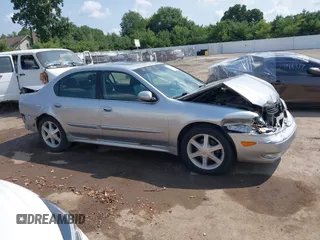 2002 Infiniti I35 Luxury with VIN JNKDA31A12T013489, listed as a IAAI auction lot 40095965 with 0 mi miles. Bid and sale history available at carsss.com. Image 13.