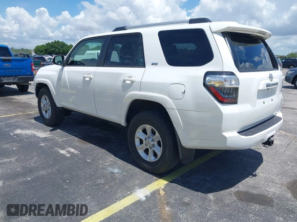 2024 Toyota 4Runner SR5 with VIN JTEEU5JR6R5310976, listed as a IAAI auction lot 42485389 with 23,190 mi miles and . Bid and sale history available at DreamBid. Image 3.