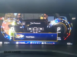 2024 Chevrolet Colorado 2WD LT z VIN 1GCPSCEKXR1255752, wystawiony jako IAAI lot #40898978 z przebiegiem 100 mil mil oraz . Historia ofert i sprzedaży dostępna na DreamBid. Obrazek 7.