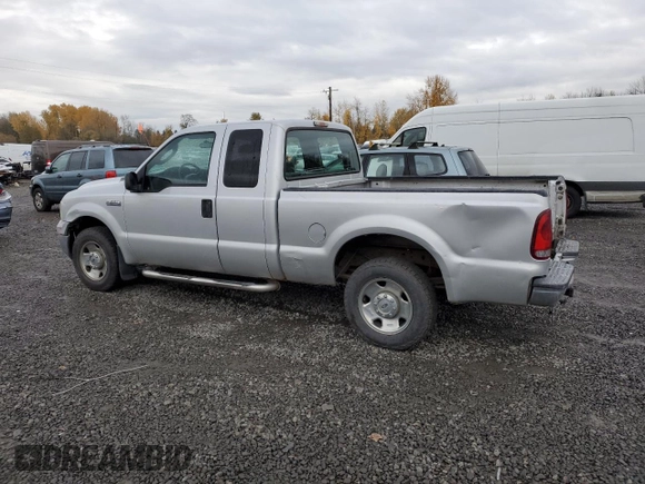 2007 Ford Super Duty F-250 XL with VIN 1FTNX20507EA02465, listed as a Copart auction lot 81718954 with 299,543 mi miles and Clean Title. Bid and sale history available at carsss.com. Image 2.