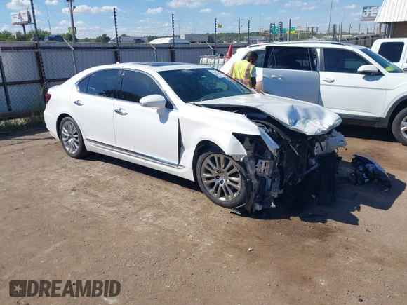 2013 Lexus LS 460 with VIN JTHBL5EF5D5124038, listed as a IAAI auction lot 40197929 with 232,697 mi miles and . Bid and sale history available at DreamBid. Image 1.