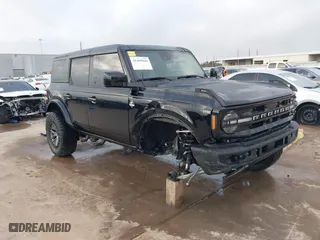 2024 Ford Bronco Outer Banks with VIN 1FMDE8BH9RLA78563, listed as a IAAI auction lot 41499846 with 8,023 mi miles. Bid and sale history available at carsss.com. Image 1.