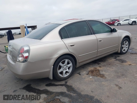2006 Nissan Altima 2.5 S with VIN 1N4AL11D16N337071, listed as a IAAI auction lot 41444090 with 141,128 mi miles. Bid and sale history available at carsss.com. Image 4.