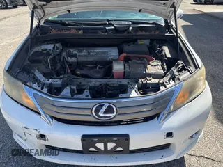 2010 Lexus HS with VIN JTHBB1BA5A2016598, listed as a IAAI auction lot 41945811 with 252,782 mi miles. Bid and sale history available at carsss.com. Image 10.