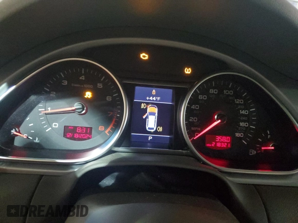 2010 Audi Q7 Premium Plus с VIN WA1LYAFE5AD007013, выставлен на аукционе Copart как лот 82365914 с пробегом 218 321 миль миль и Чистый • Clean title. История ставок и продаж доступна на DreamBid. Изображение 9.