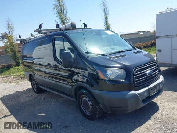 2018 Ford Transit with VIN 1FTYE1YM3JKA11596, listed as a IAAI auction lot 41918112 with 192,779 mi miles. Bid and sale history available at carsss.com. Image 1.