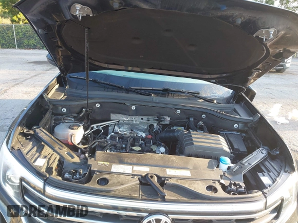2024 Volkswagen Atlas SE with VIN 1V2WR2CA3RC538136, listed as a IAAI auction lot 42209115 with 23,660 mi miles and . Bid and sale history available at DreamBid. Image 10.
