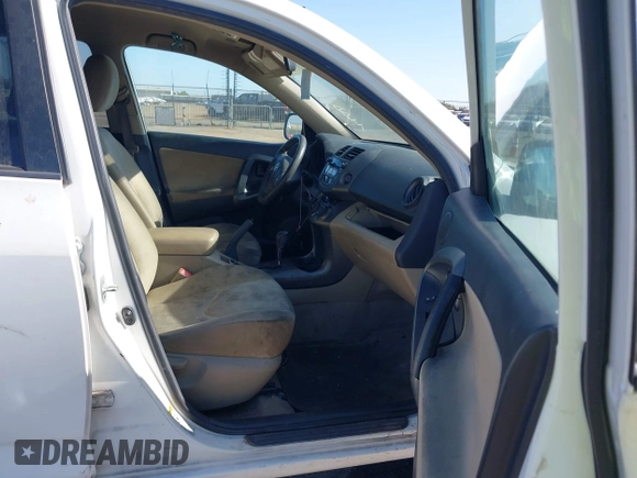 2010 Toyota RAV4 с VIN 2T3KF4DV8AW020529, выставлен на аукционе IAAI как лот 42532580 с пробегом 274 607 миль миль и . История ставок и продаж доступна на DreamBid. Изображение 5.
