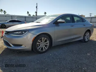 2015 Chrysler 200 Limited z VIN 1C3CCCAB7FN635187, wystawiony jako Copart lot #51993375 z przebiegiem 166 001 mil mil oraz Szkody całkowita. Historia ofert i sprzedaży dostępna na DreamBid. Obrazek 1.