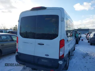 2018 Ford Transit Passenger XL z VIN 1FBAX2CM1JKA97858, wystawiony jako IAAI lot #41285058 z przebiegiem 252 805 mil mil oraz . Historia ofert i sprzedaży dostępna na DreamBid. Obrazek 4.