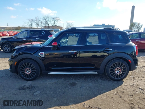 2018 MINI Countryman Cooper with VIN WMZYV5C35J3E03434, listed as a IAAI auction lot 40998800 with 133,501 mi miles and . Bid and sale history available at DreamBid. Image 14.