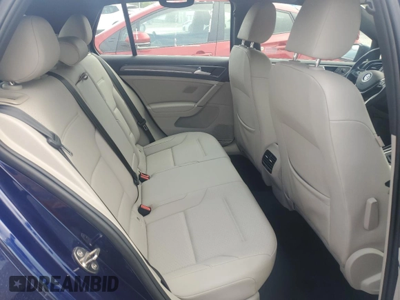 2019 Volkswagen Golf SEL Premium z VIN WVWPR7AU6KW913067, wystawiony jako Copart lot #69076884 z przebiegiem 41 213 mil mil oraz Szkoda całkowita • Salvage title. Historia ofert i sprzedaży dostępna na DreamBid. Obrazek 10.