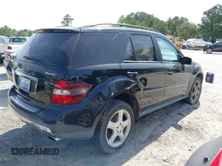 2008 Mercedes-Benz M 350 with VIN 4JGBB86E28A438895, listed as a IAAI auction lot 42181563 with 202,485 mi miles and . Bid and sale history available at DreamBid. Image 4.