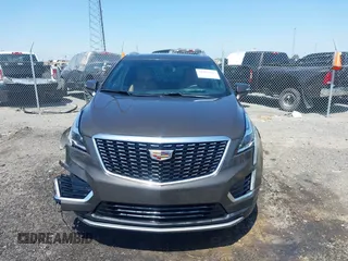 2020 Cadillac XT5 Premium Luxury FWD with VIN 1GYKNCRS0LZ220006, listed as a IAAI auction lot 41985265 with 47,464 mi miles and . Bid and sale history available at carsss.com. Image 13.