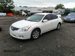 2011 Nissan Altima S with VIN 1N4AL2AP1BN510582, listed as a IAAI auction lot 40454579 with 194,913 mi miles and . Bid and sale history available at DreamBid. Image 2.