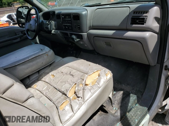 1999 Ford F-250 XL с VIN 1FTNX21F2XEC97057, выставлен на аукционе Copart как лот 57229085 с пробегом 352 998 миль миль и Списание • Salvage title. История ставок и продаж доступна на DreamBid. Изображение 8.