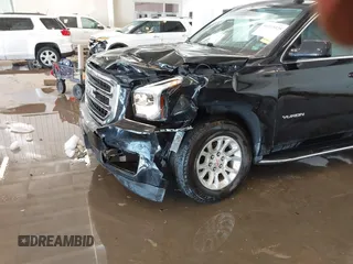 2020 GMC Yukon SLT with VIN 1GKS2BKC6LR232354, listed as a IAAI auction lot 41313325 with 107,960 mi miles. Bid and sale history available at carsss.com. Image 6.