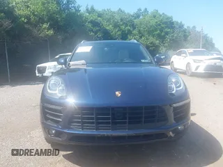 2018 Porsche Macan S with VIN WP1AB2A50JLB31206, listed as a IAAI auction lot 42539442 with 52,941 mi miles and . Bid and sale history available at DreamBid. Image 13.