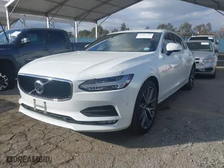 2017 Volvo S90 Momentum with VIN YV1102AK7H1007978, listed as a IAAI auction lot 41507379 with 97,728 mi miles. Bid and sale history available at carsss.com. Image 17.